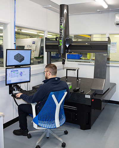 Máquina tridimensional Zenith 3 en knorr-bremse-cmm.jpg